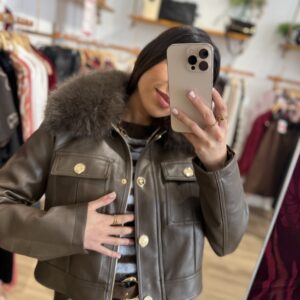 Chaqueta marrón cuero