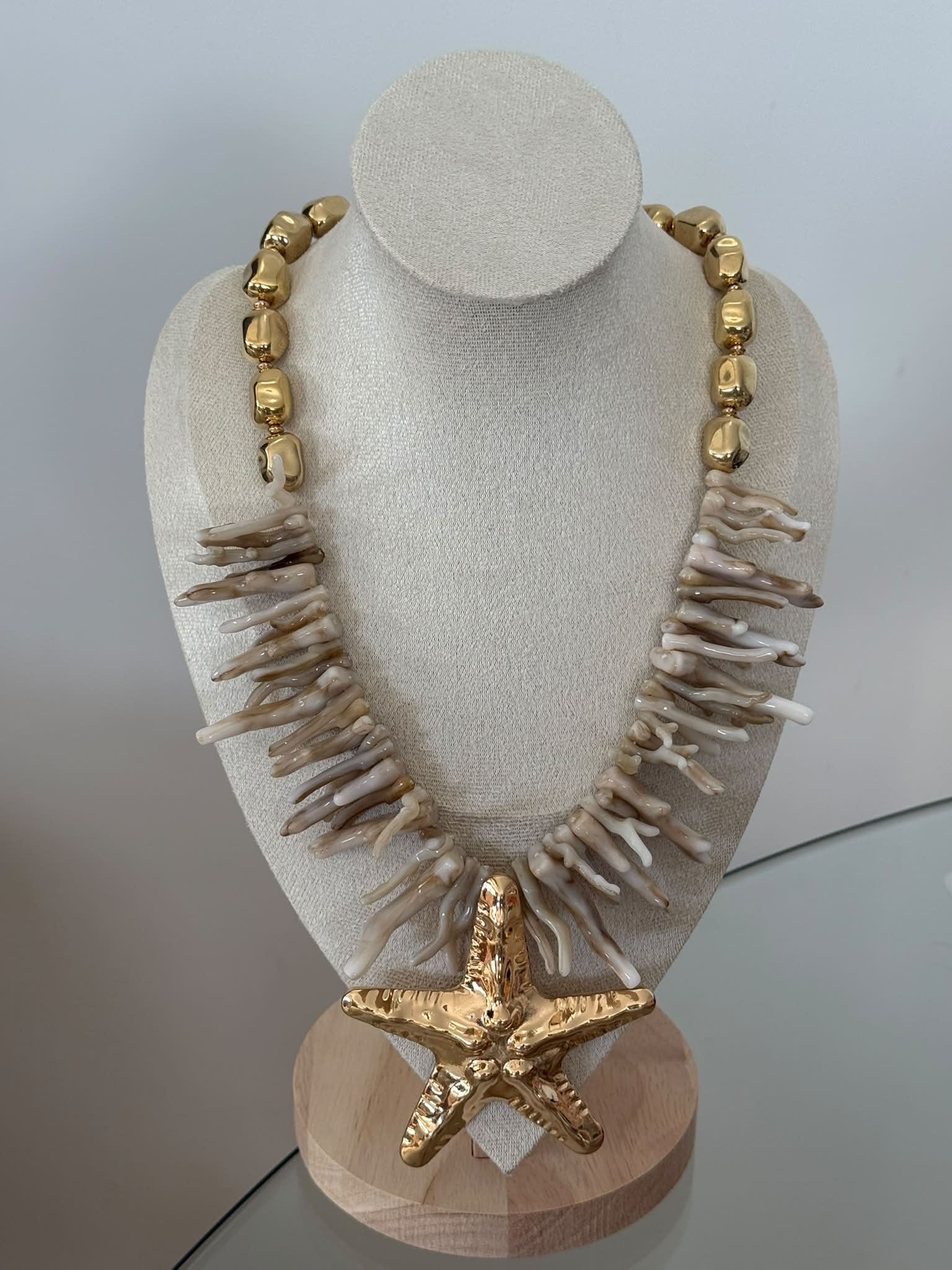 Collar estrella dorada - Imagen 2