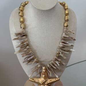 Collar estrella dorada