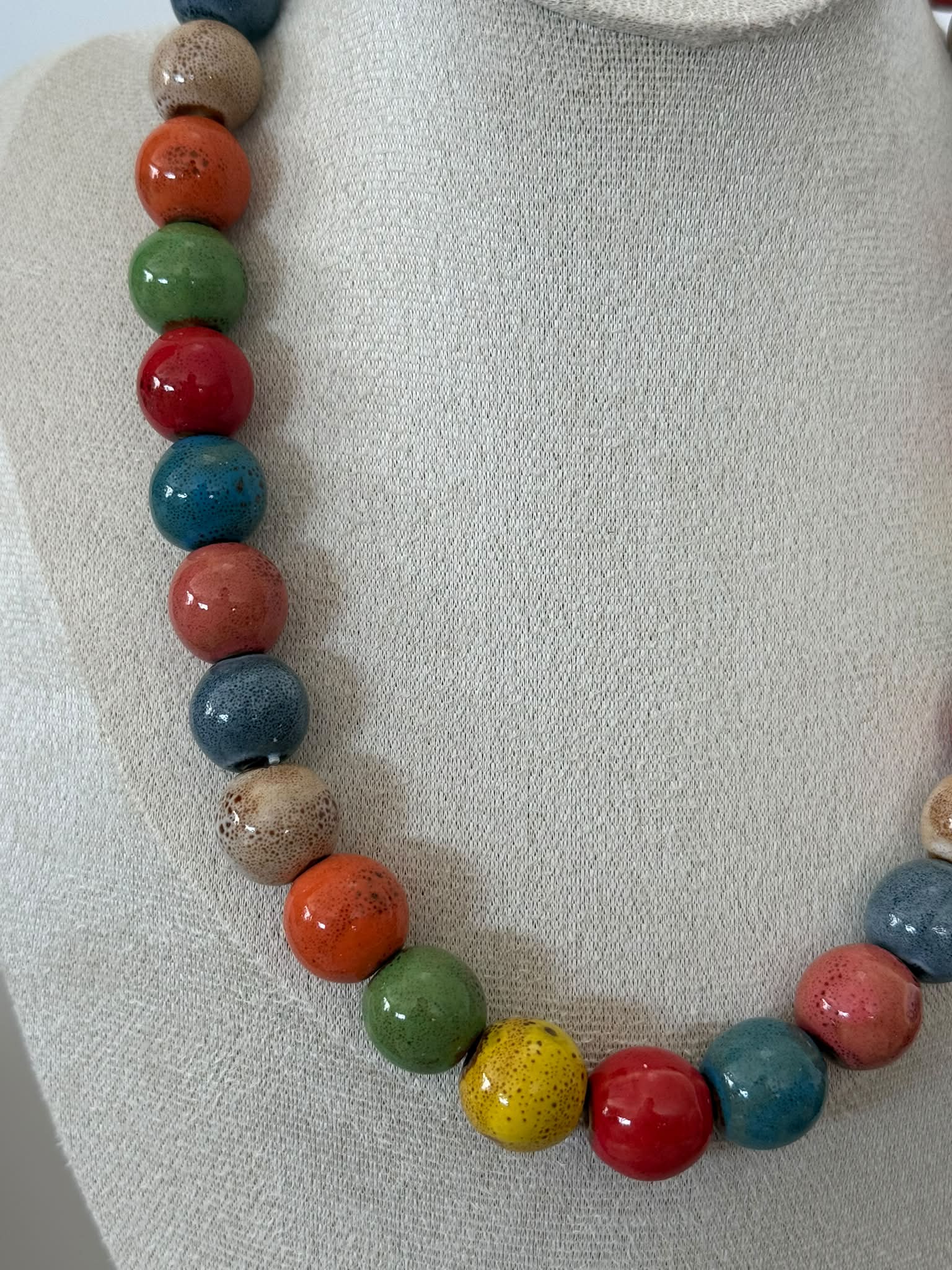 Collar círculos multicolor - Imagen 3